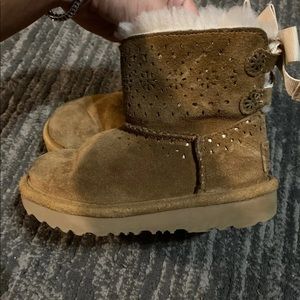 Toddler girl size 9 ugg boots